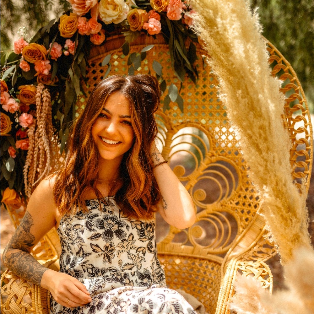🌸MEET YOUR POSHER🌸 posh ambassador